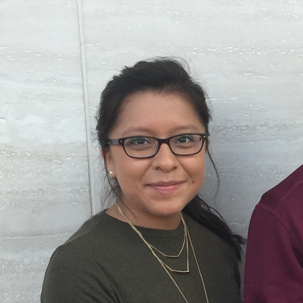 Meet your Posher, Denisse